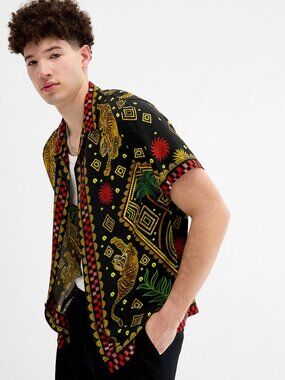 Men's Beach shirt.  Size: Small.  Brand:Kuwalla.  Black with tiger image.  NEW.